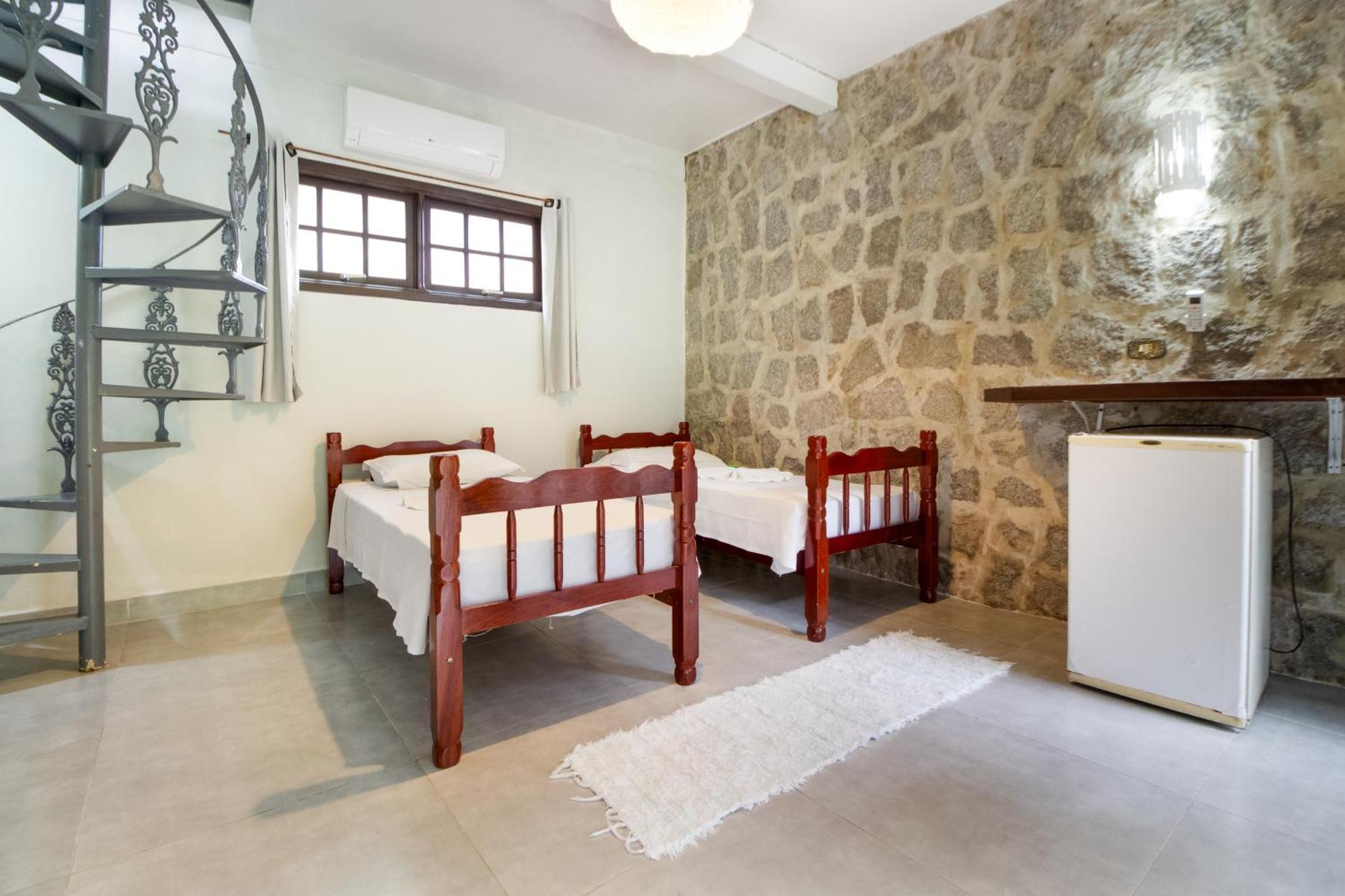 Velinn Pousada Guarubela Villa Vittoria Ilhabela Oda fotoğraf