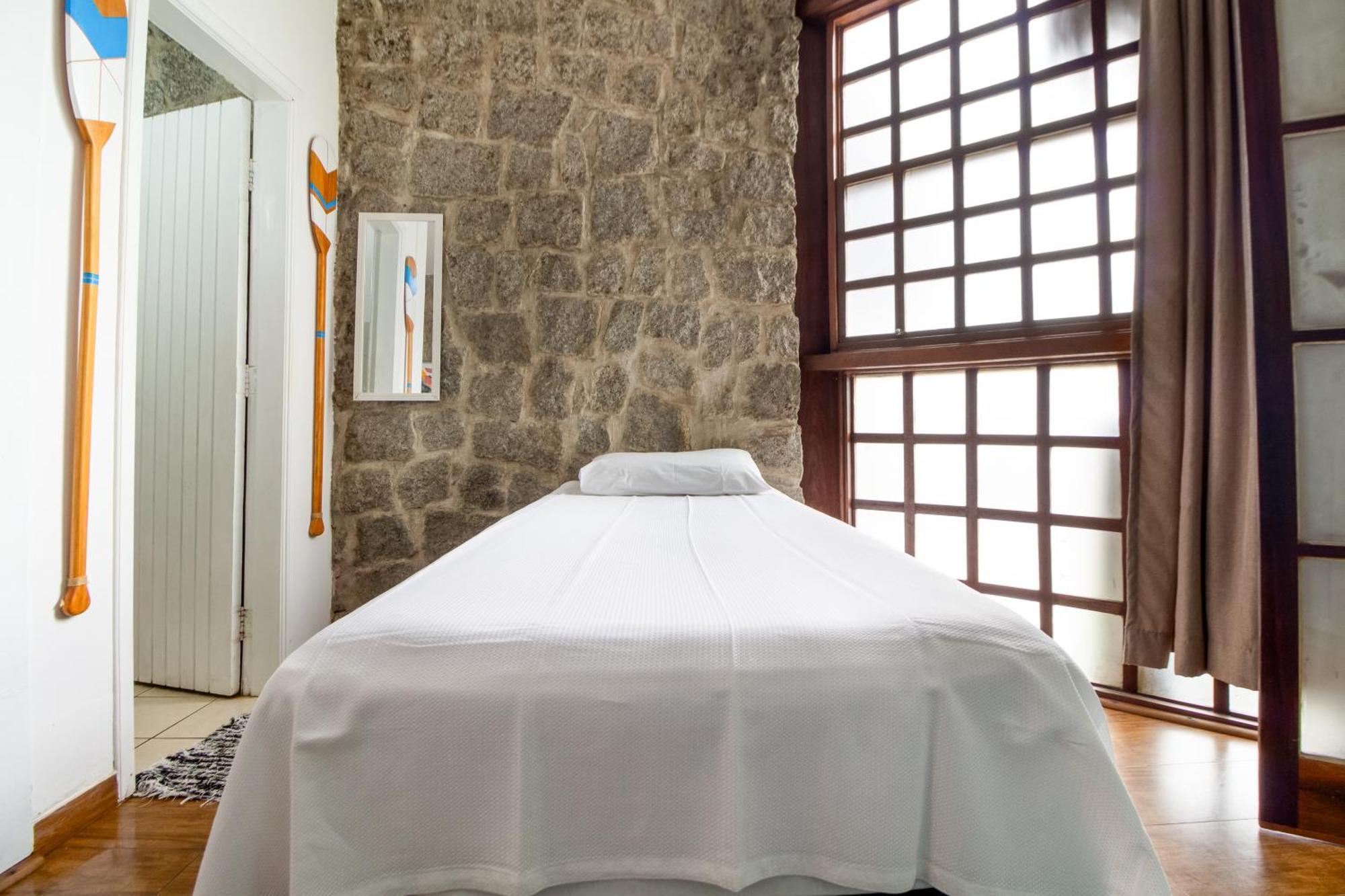 Velinn Pousada Guarubela Villa Vittoria Ilhabela Oda fotoğraf