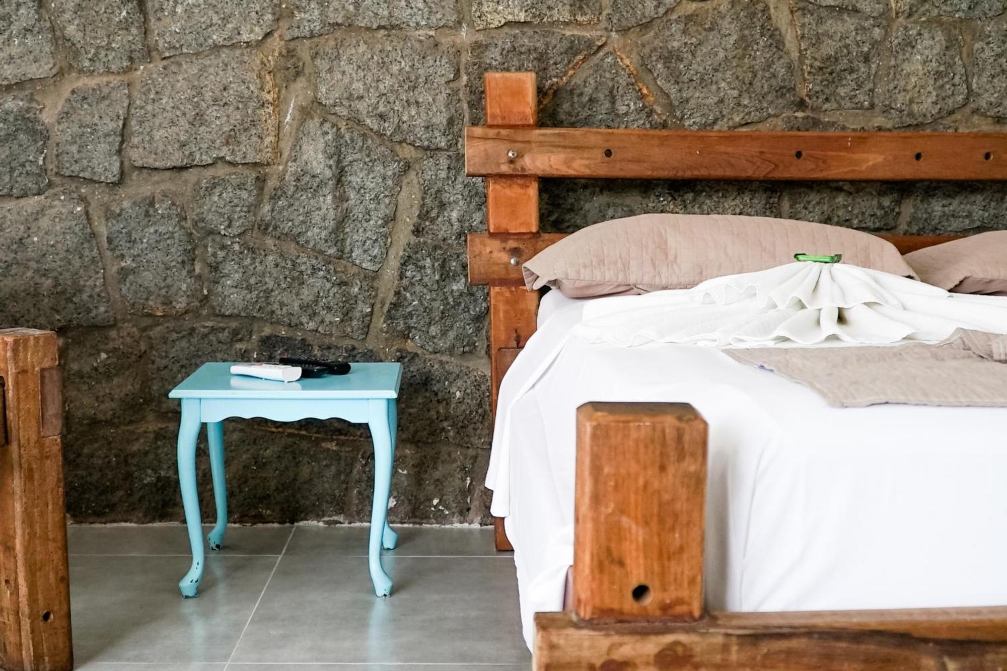 Velinn Pousada Guarubela Villa Vittoria Ilhabela Oda fotoğraf